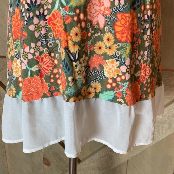Matilda Jane Open Orchards floral tank with sheer back Size Small - Picture 9 of 11